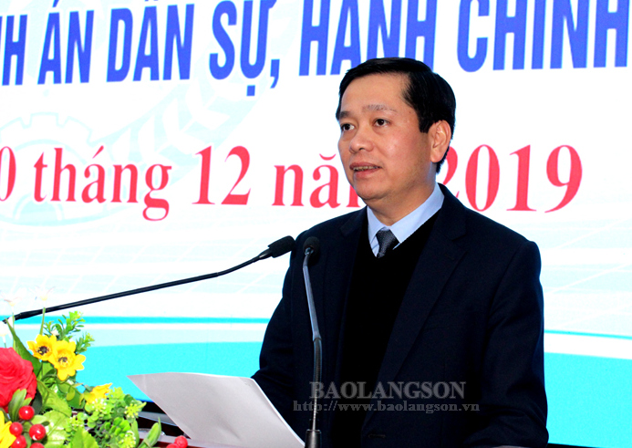 Đồng chí Nguyễn Long Hải, Phó Chủ tịch UBND tỉnh, Trưởng Ban Chỉ đạo THADS tỉnh phát biểu chỉ đạo tại hội nghị