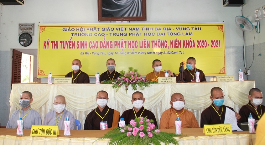 Chư tôn đức trong Hội đồng Tuyển sinh lớp Cao đẳng Phật học liên thông khóa II