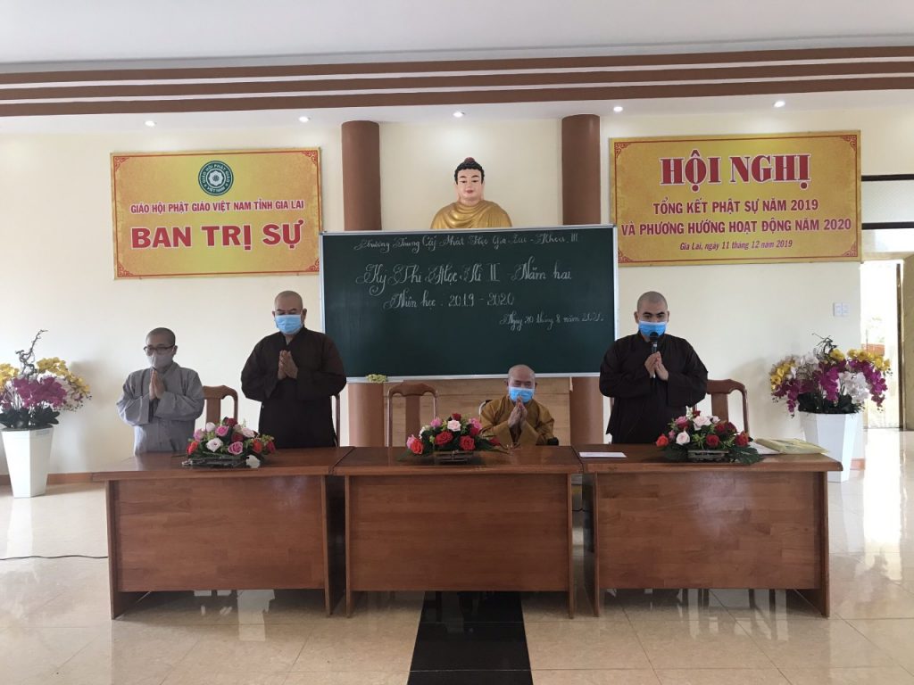 Gia Lai: Trường Trung cấp Phật học tổ chức thi học kỳ 2 năm thứ hai niên khóa 2018-2021