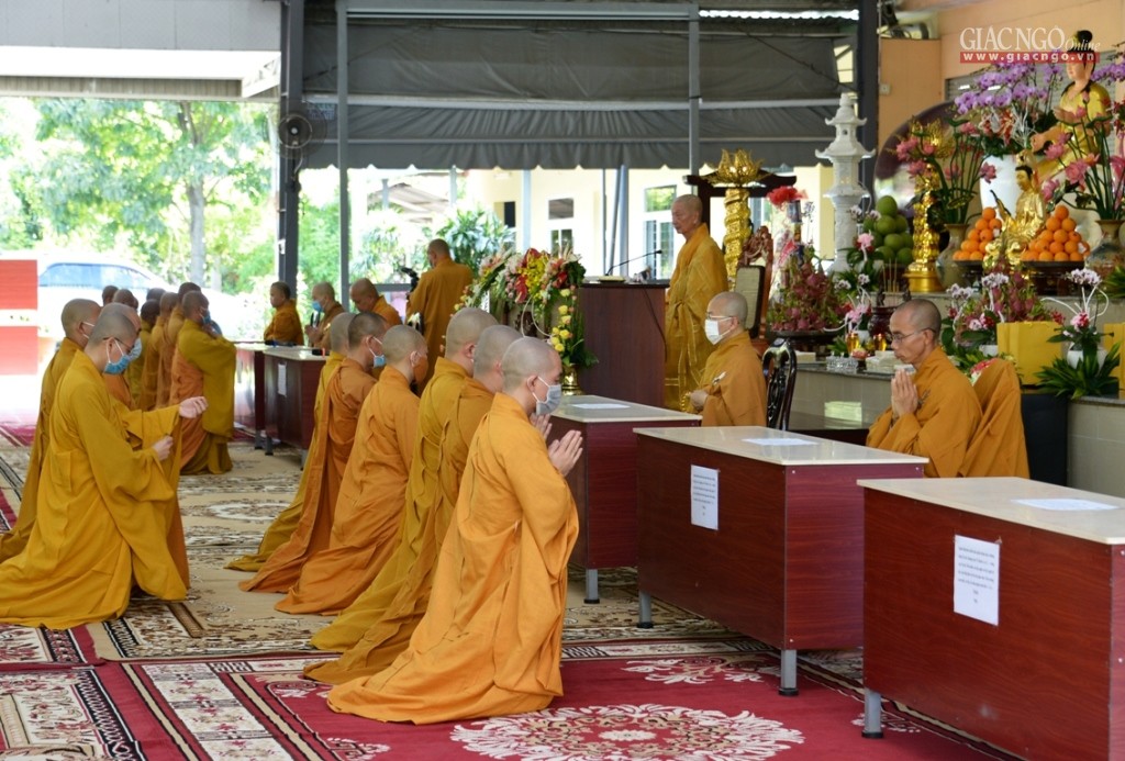 Trường hạ: Học viện Phật giáo VN tại TP.HCM tác pháp Tự tứ