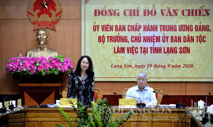 Đồng chí Bí thư Tỉnh ủy Lạng Sơn phát biểu tại buổi làm việc với Đoàn Công tác của Ủy ban Dân tộc.