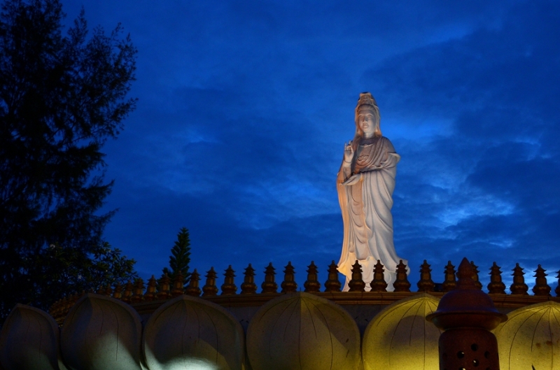 Bồ-tát Quán Thế Âm tại chùa Huê Nghiêm (Q.2, TP.HCM) - Ảnh: Bảo Toàn