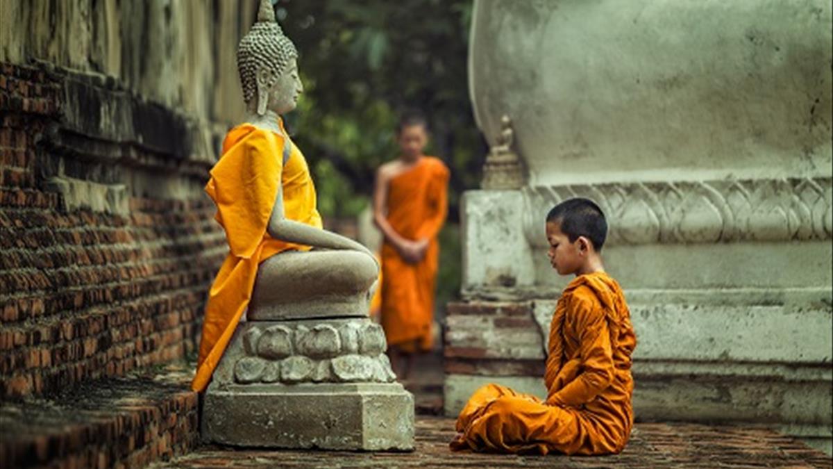 Sự giác ngộ, Phật, là hạt ngọc trong chéo áo, ở chính tâm mỗi người