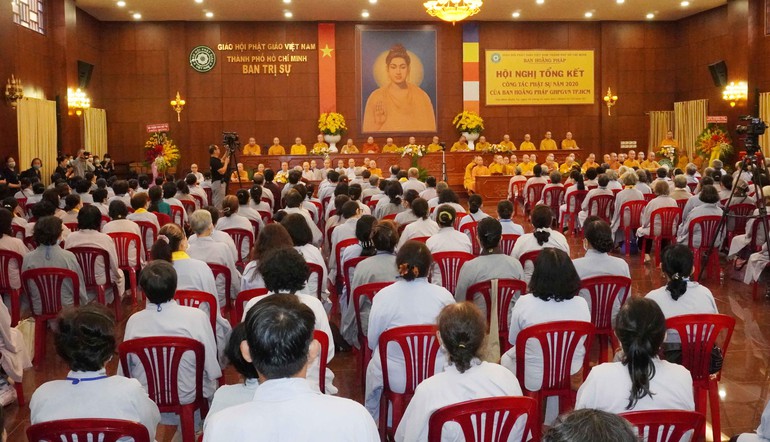 Quang cảnh hội nghị tại Việt Nam Quốc Tự