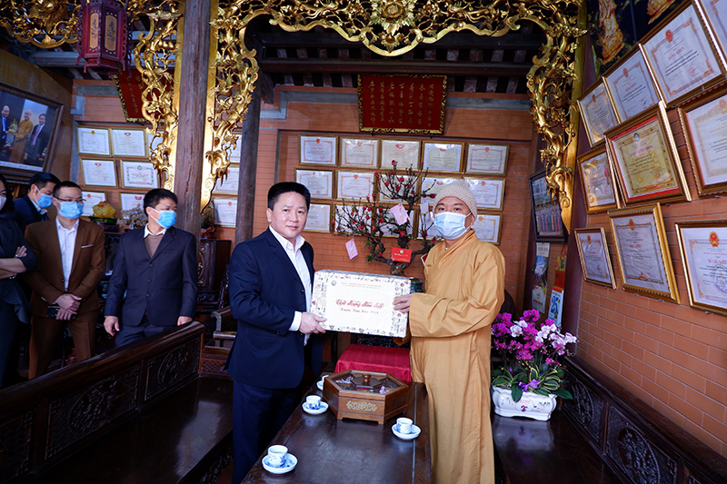 Lạng Sơn: Các cơ quan chúc Tết Ban Trị sự Phật giáo tỉnh