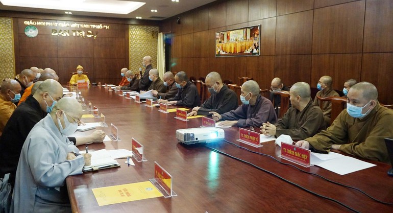 Chư tôn đức Ban Thường trực Ban Trị sự Phật giáo TP.HCM họp, thảo luận các Phật sự hướng đến kỷ niệm 40 năm ngày thành lập GHPGVN