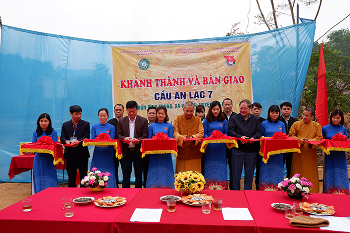 Lễ Khánh thành và bàn giao cầu dân sinh An Lạc 7 tại huyện Chi Lăng