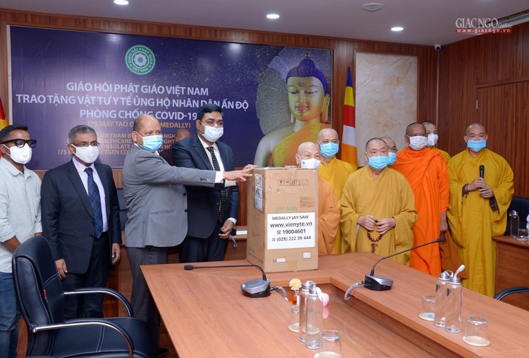 GHPGVN trao tặng 75 máy tạo oxy đến nhân dân Ấn Độ hỗ trợ điều trị Covid-19
