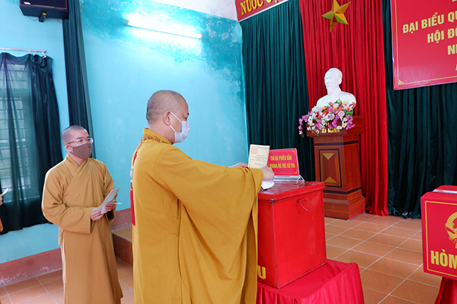 Lạng Sơn: Ban Trị sự GHPGVN tỉnh tham gia bỏ phiếu bầu cử ĐBQH khóa XV và đại biểu HĐND các cấp