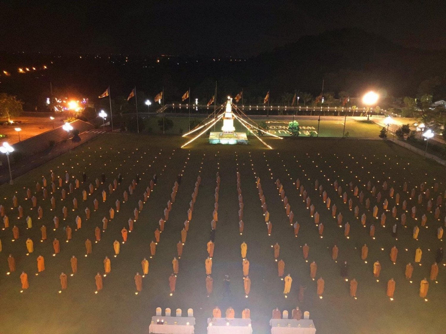 Hà Nội: Đại lễ Vu lan báo hiếu – Thắp nến tri ân và cầu siêu các nạn nhân tử nạn do COVID-19