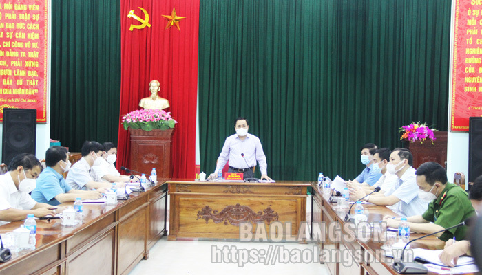 Đồng chí Hồ Tiến Thiệu, Chủ tịch UBND tỉnh phát biểu tại buổi kiểm tra