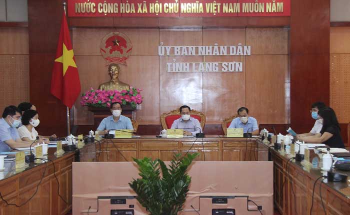 Các đại biểu dự hội nghị tại điểm cầu tỉnh Lạng Sơn
