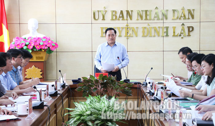 Đồng chí Hồ Tiến Thiệu, Chủ tịch UBND tỉnh phát biểu kết luận tại buổi kiểm tra tình hình thực hiện kế hoạch phát triển kinh tế-xã hội theo chuyên đề tại huyện Đình Lập