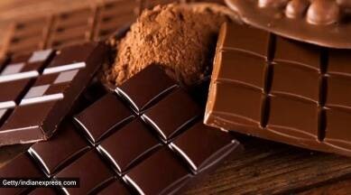 Một bệnh nhân tiểu đường duy trì chế độ ăn uống cân bằng, có thể ăn một ounce (20-30 g) sô cô la đen mỗi ngày. Ảnh: The Indian Express