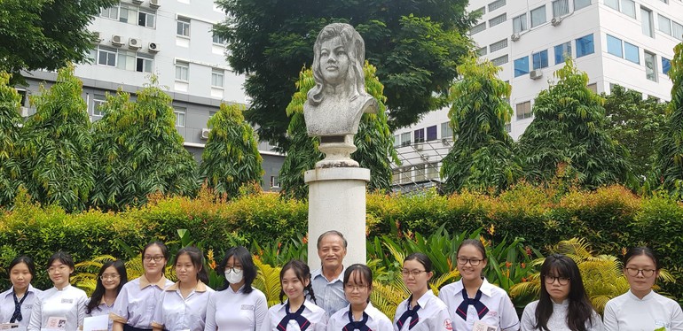 Chương trình học bổng Quách Thị Trang trao đến 109 nữ sinh lớp 11 tại TP.HCM