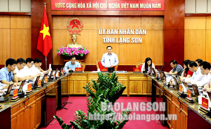 Đồng chí Hồ Tiến Thiệu, Phó Bí thư Tỉnh ủy, Chủ tịch UBND tỉnh chủ trì phiên họp UBND tỉnh thường kỳ tháng 9 (kỳ II)
