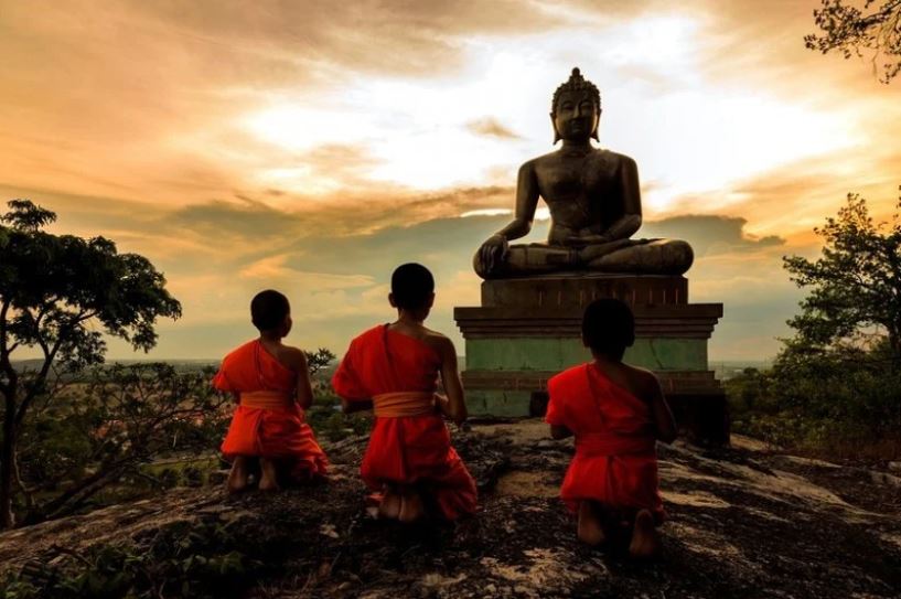 Lắng nghe lời Phật dạy để buông bỏ 4 điều tạo nghiệp, có cuộc sống viên mãn