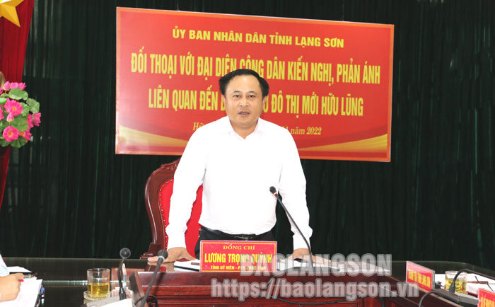Đồng chí Lương Trọng Quỳnh, Phó Chủ tịch UBND tỉnh phát biểu kết luận tại buổi đối thoại