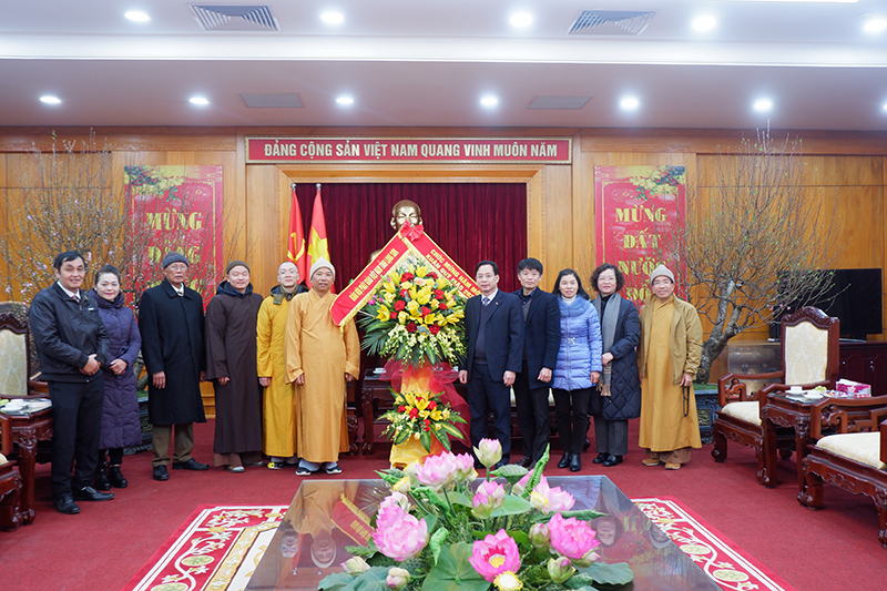 Phật giáo tỉnh thăm chúc Tết Tỉnh ủy, UBND tỉnh và các cơ quan hữu quan tỉnh Lạng Sơn