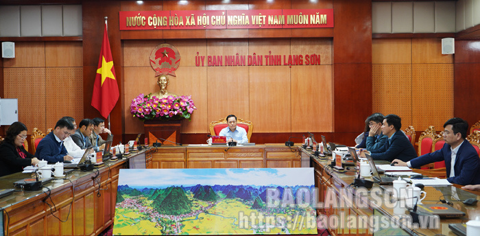 Đồng chí Hồ Tiến Thiêu, Phó Bí thư Tỉnh uỷ, Chủ tịch UBND tỉnh chủ trì tại điểm cầu Lạng Sơn