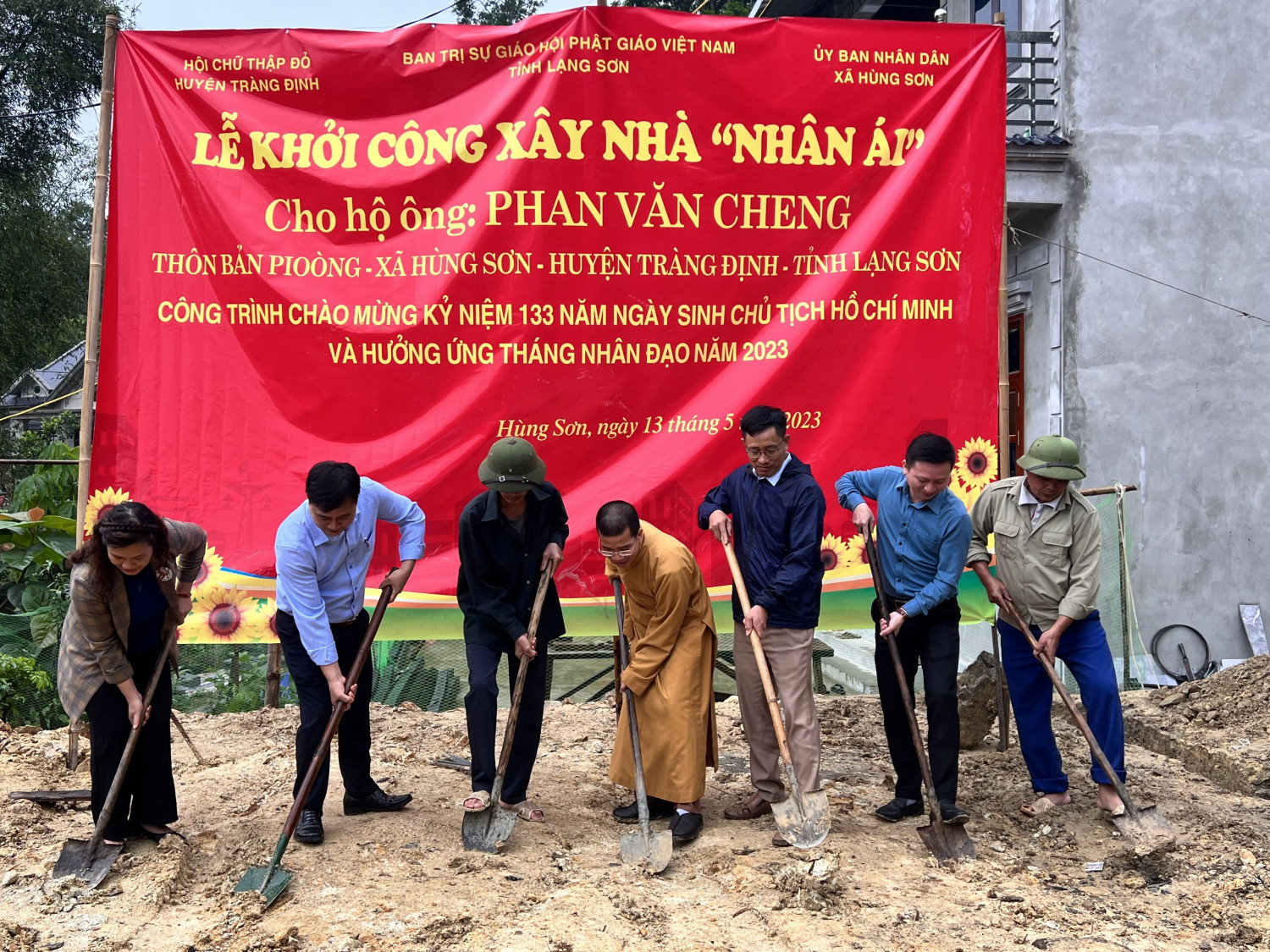 Ban Trị sự Phật giáo tỉnh khởi công xây dựng nhà Đại đoàn kết tại thôn bản Pioòng, xã Hùng Sơn, huyện Tràng Định, tỉnh Lạng Sơn