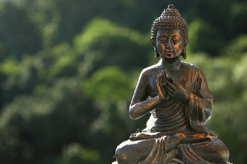 Đức Phật dạy: "Nghiệp chướng không thể biến mất, khi quả báo chín muồi, có quy y cũng khó thoát"