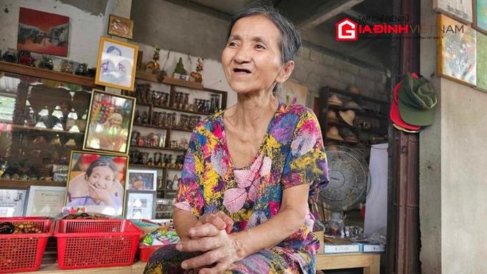 Cụ bà 10 năm bán hương trầm giúp bệnh nhi nghèo ung thư