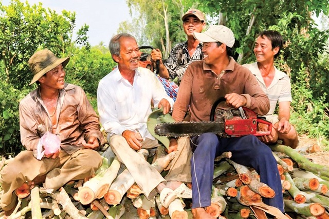 Việc làm tử tế của lão nông Trương Văn Kiềm (70 tuổi) đã "chạm đến trái tim" của nhiều người