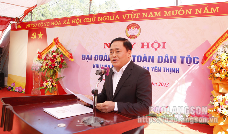 Chủ tịch UBND tỉnh dự Ngày hội Đại đoàn kết toàn dân tộc tại khu dân cư thôn Tân Yên, xã Yên Thịnh, huyện Hữu Lũng