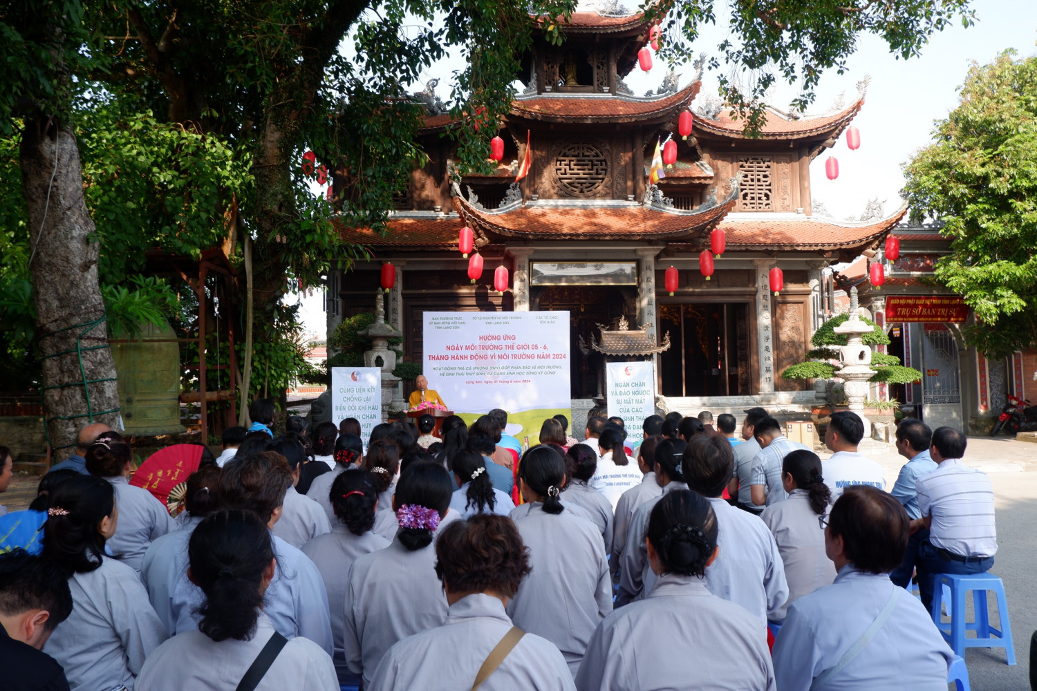 Lạng Sơn: Ban Trị sự Phật giáo tỉnh tổ chức hoạt động thả cá phóng sinh ngày Môi trường thế giới 5/6