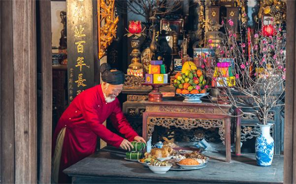 Tổ Tiên dặn con cháu: "Nghèo đến mấy cũng đừng ăn lươn trông trăng", vậy lươn trông trăng là thứ gì?