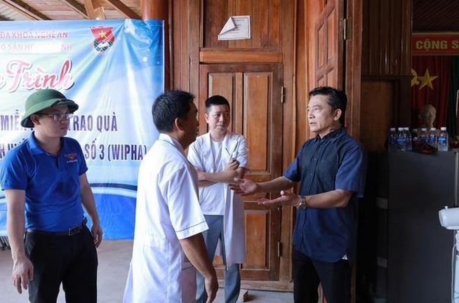 Đoàn công tác của Bệnh viện Hữu nghị Đa khoa Nghệ An đã vượt gần 300km để đến với đồng bào xã Mỹ Lý.