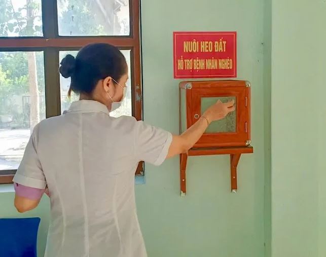 Các các bộ y tế ở Quảng Trị chủ động “nuôi heo đất” để hỗ trợ những bệnh nhân nghèo