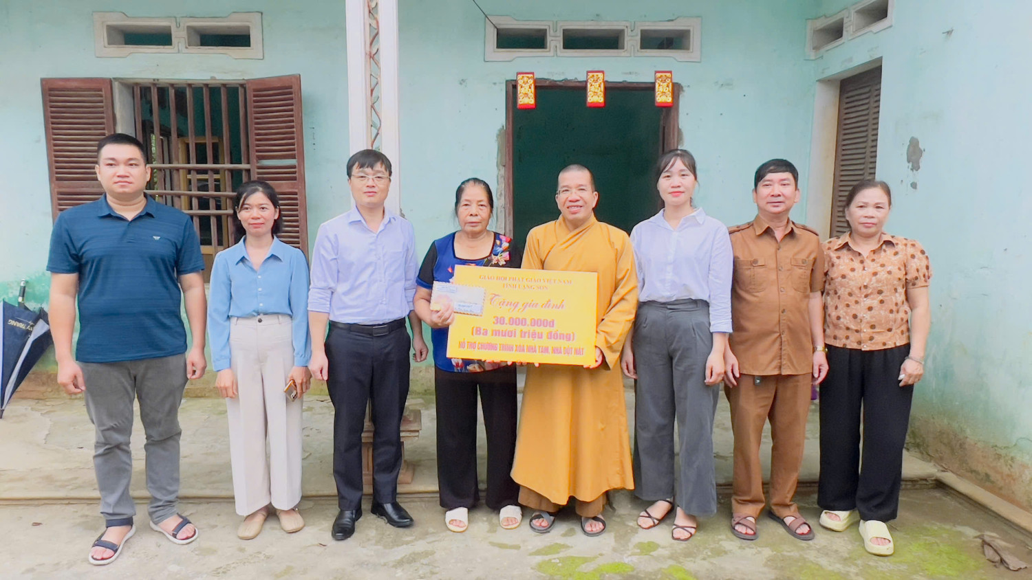 Ban Trị sự Phật giáo tỉnh hỗ trợ xây dựng nhà tình nghĩa tại xã Hoàng Văn Thụ