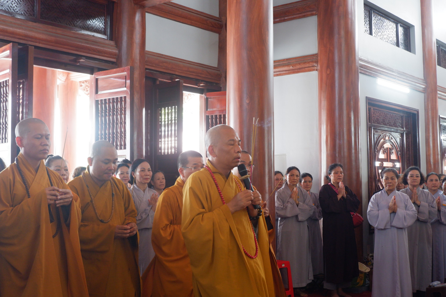 Lạng Sơn: Ban Trị sự Phật giáo tỉnh tổ chức Lễ cầu siêu dâng hương tưởng niệm các Anh hùng liệt sĩ
